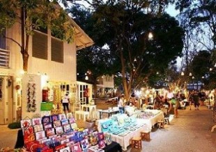 香港“搞活夜市”的难度与出路