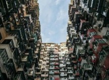 香港人还要多久才能告别劏房和笼屋？